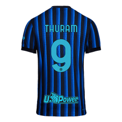 Męska Koszulka Domowa Inter Milan THURAM #9 Wersja Piłkarska 2025/26 - Slim Fit - Topowe Koszulki Pilkarskie Sklep Internetowy