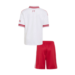 Dziecięcy zestaw Liverpoolu wyjazdowa 2026/27