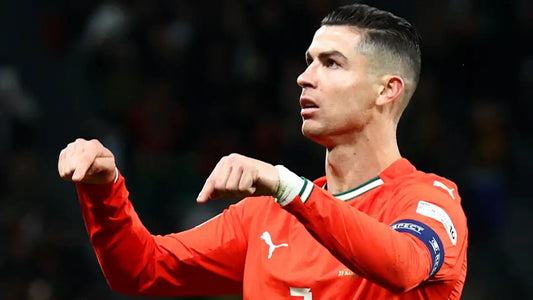 Cristiano Ronaldo – Legenda, która wciąż pisze historię - Topowe Koszulki Pilkarskie Sklep Internetowy