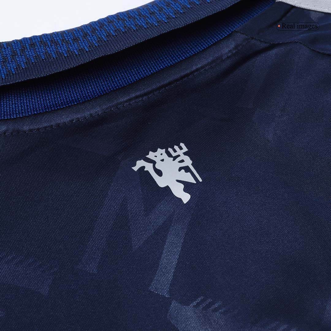 Dziecięcy zestaw koszulek piłkarskich Manchester United (koszulka+spodenki+skarpety) 2024/25 - Topowe Koszulki Pilkarskie Sklep Internetowy