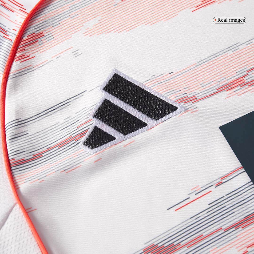 Męska Koszulka Wyjazdowa Bayern Munich UPAMECANO #2 2025/26 - Topowe Koszulki Pilkarskie Sklep Internetowy