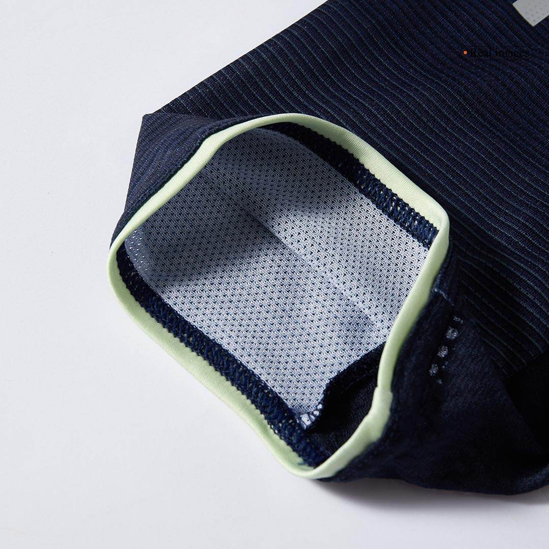 Męski Zestaw Wyjazdowy Real Madryt Wersja Piłkarska (Koszulka+Spodenki) 2025/26 - Slim Fit - Topowe Koszulki Pilkarskie Sklep Internetowy