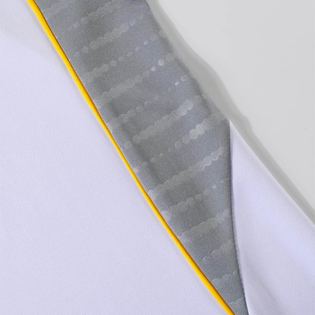 Męski Zestaw Treningowy Real Madrid (Kurtka+Spodnie) 2025/26 - Topowe Koszulki Pilkarskie Sklep Internetowy