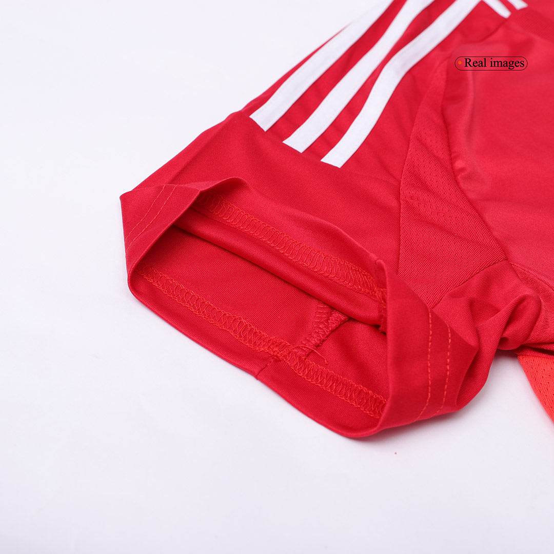 Męski zestaw koszulek piłkarskich Manchester United Home (koszula + spodenki + skarpetki) 2024/25 - Topowe Koszulki Pilkarskie Sklep Internetowy