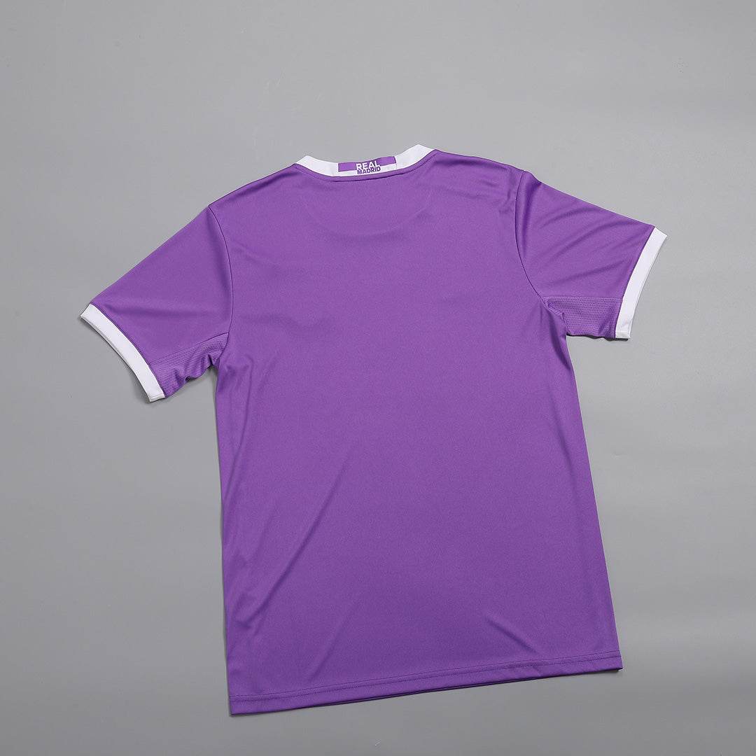 Męska Koszulka Retro Wyjazdowa Real Madrid 2016/17 - Topowe Koszulki Pilkarskie Sklep Internetowy