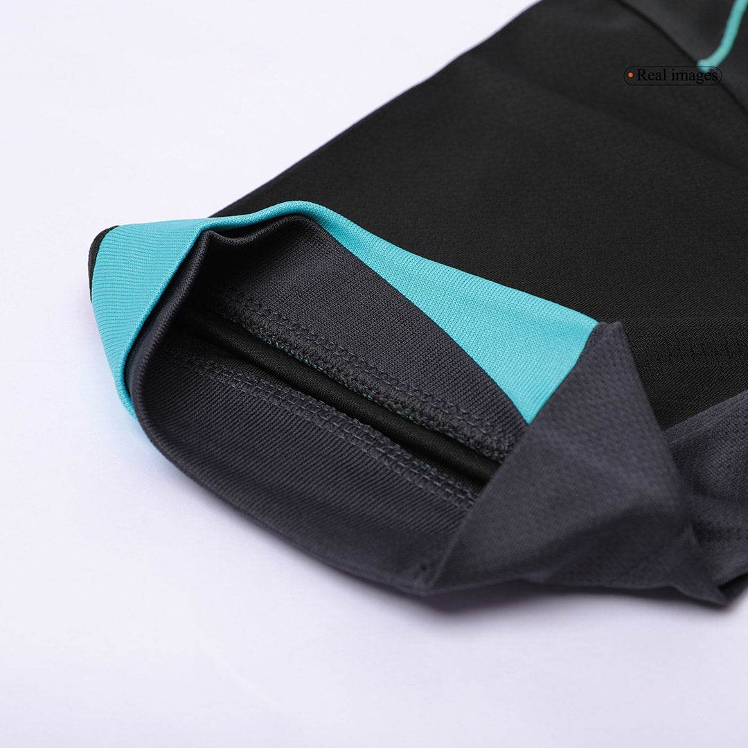 Koszulka piłkarska Liverpool Away (Koszulka+Szorty) 2024/25 - Topowe Koszulki Pilkarskie Sklep Internetowy